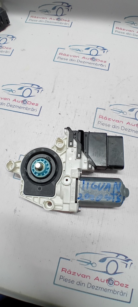 Motoras macara stanga spate Volkswagen Tiguan 2020