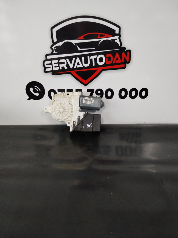 Motoras macara stanga spate Volkswagen Tiguan (2007-2011) 2.0 Motorina 2008, 5N0959703