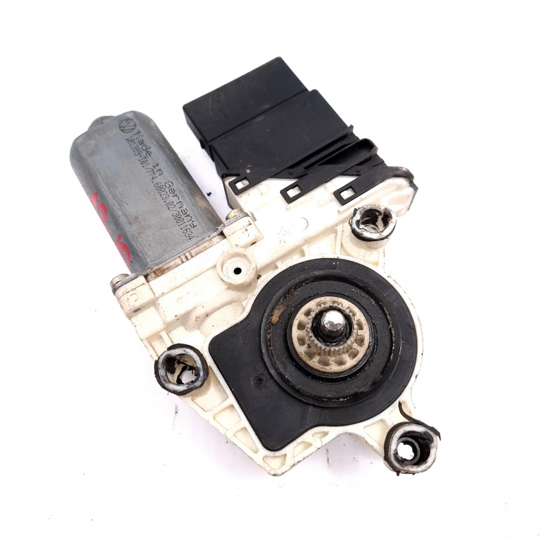 Motoras Macara Stanga,spate VW GOLF 4 1997 - 2004 101389101, 0536006002, 7746002302, 30011634, 1J4959811C