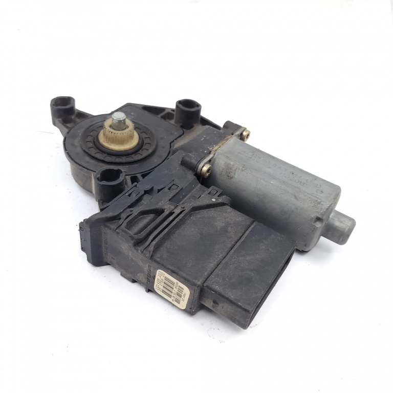 Motoras Macara Stanga,spate VW GOLF 4 1997 - 2004 101439203, 05076620, 291000, 131406, 0130821767
