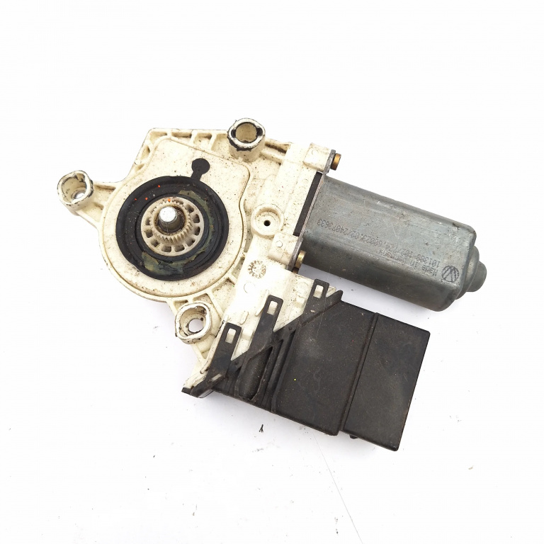 Motoras Macara Stanga,spate VW GOLF 4 1997 - 2004 1C0959811A, 105406301, 05074280, 105406-301, HW12S0202010703, 221233, 0547530, 19700000, 101389102, 7746002302, 24073633
