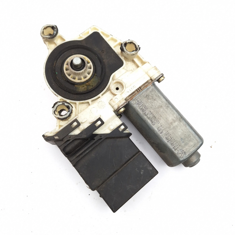 Motoras Macara Stanga Spate Vw Golf 4 1997-2004 9776101439203, F005S00049, 0536006002, 96830906, 101389101, 7746002302, 30099633, 1J4959811C, 101429202