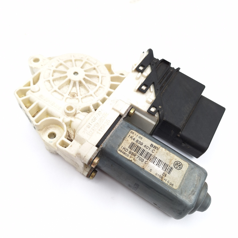 Motoras Macara Stanga,spate VW GOLF 5 2003 - 2009 1K4839401C, 1K4 839 401 C, 1K4839401, 1K0959703C, 1K0 959 703 C, 1K4839401, 0108H005, S0108H005, 994900101, 994900-101, 997756101, 997756-101, 776006001, 774.60060.01, 23103604