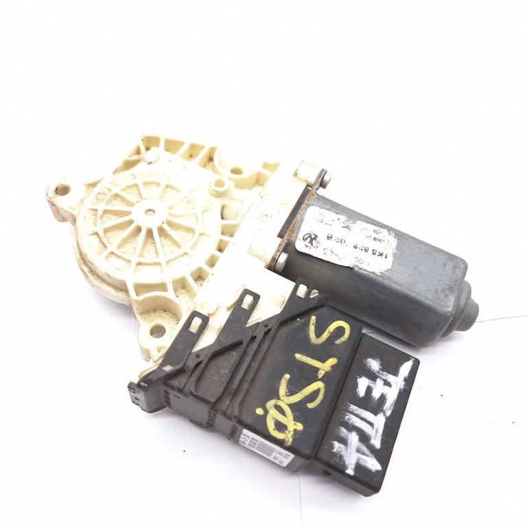 Motoras Macara Stanga,spate VW JETTA 3 (1K) 2005 - 2010 1K5839402B, F005S00208, 993425200, 592171864, 998348210, 997755102, 119434, 7746806701, 1216059B, 0536006001, 1K5839402B, 1K5 839 402 B