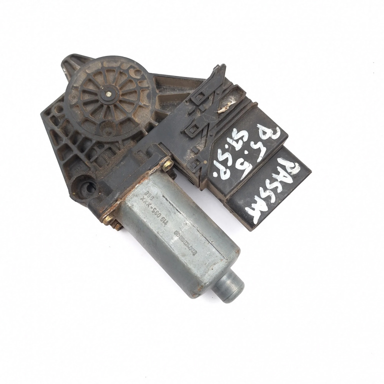 Motoras Macara Stanga Spate Vw Passat B5