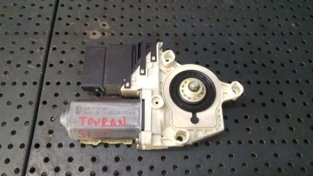 Motoras macara stanga spate vw touran 1t 1k0959703b 995928104 996645100