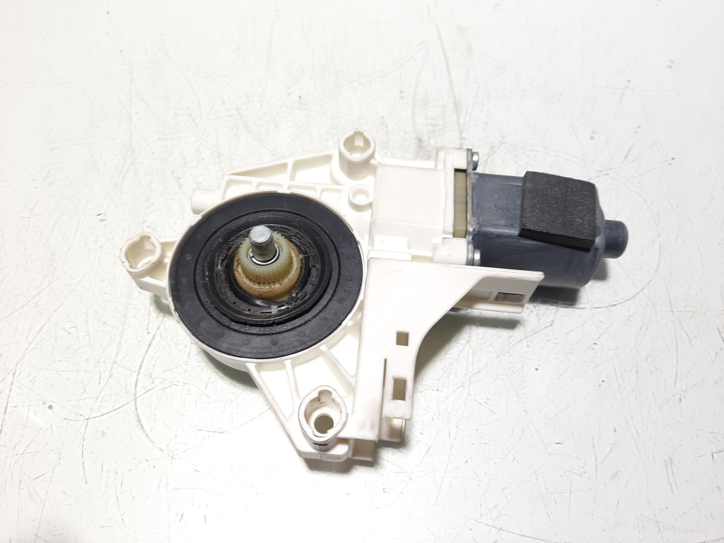 Motoras macara usa dreapta fata, Audi A3 Sportback (8PA) (id:570265)