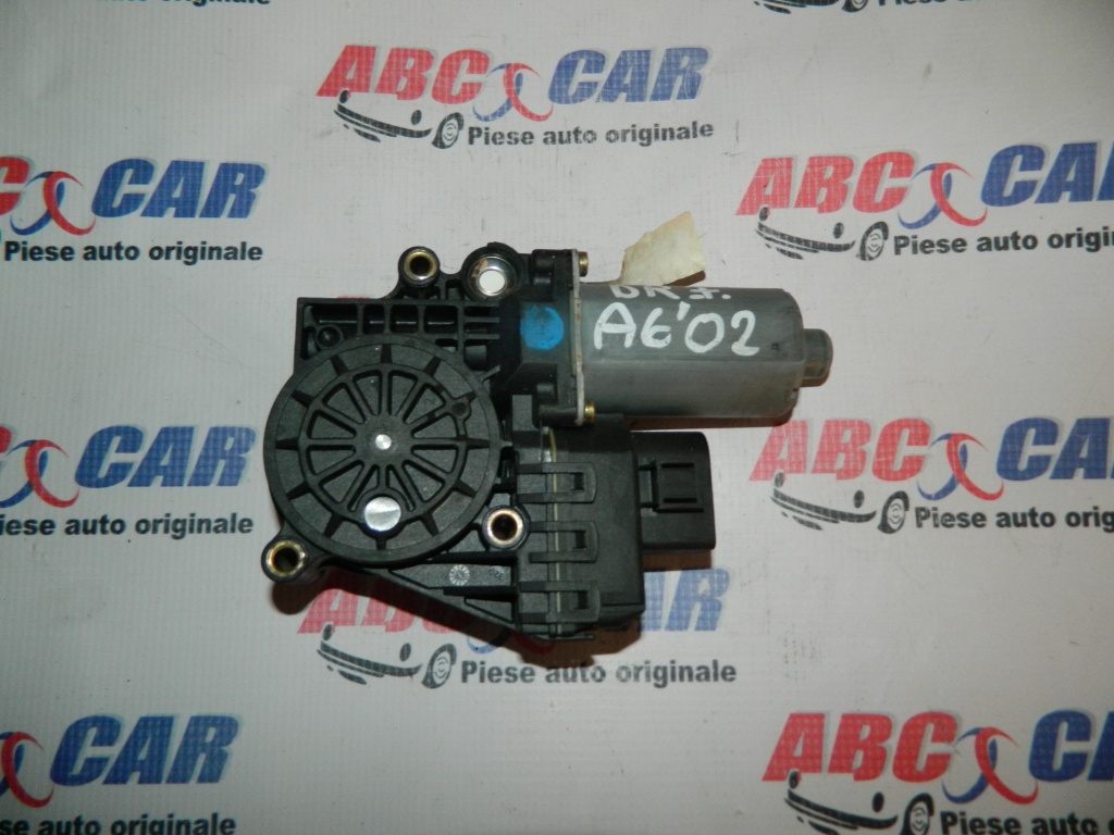 Motoras macara usa dreapta fata Audi A6 4B C5 cod: 0130821774 model 2002