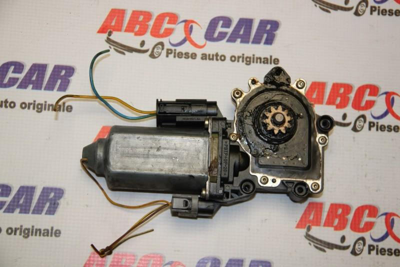 Motoras macara usa dreapta fata BMW Seria 3 1990-1998 E36 6762-8360978