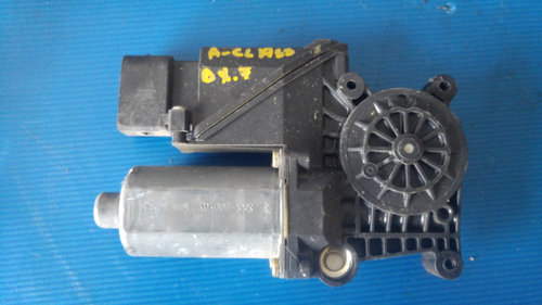 Motoras macara usa dreapta fata mercedes a-class w168 0130821698 101154300