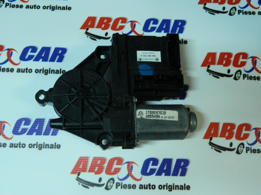 Motoras macara usa dreapta fata VW Golf 5 cod: 1K0959792G / 1T0959702B model 2007