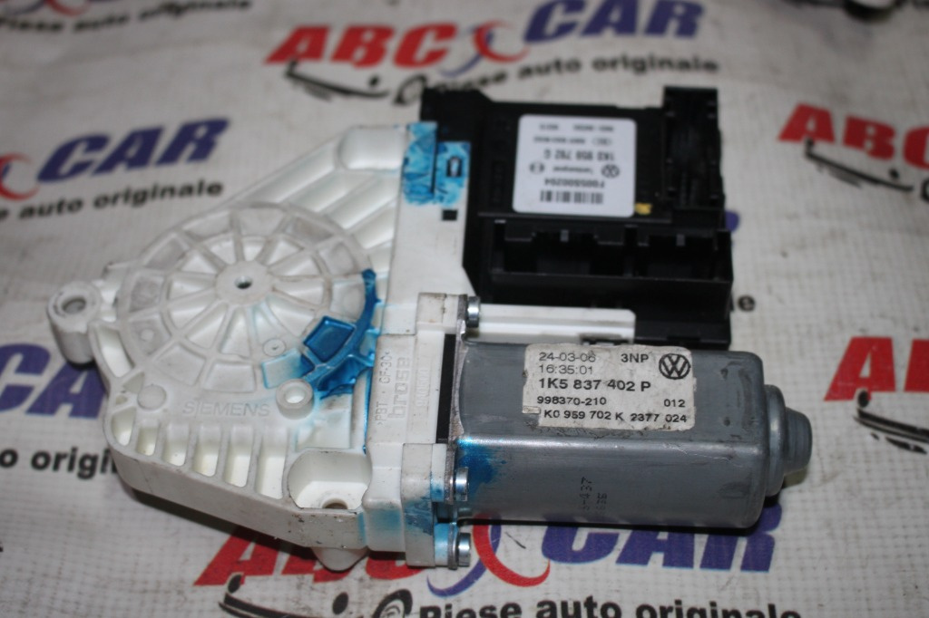 Motoras macara usa dreapta fata VW Passat B6 2005-2010 1K5837402P, 1K0959792G
