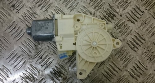 Motoras macara usa dreapta spate Mercedes E-CLASS W212 model 2010