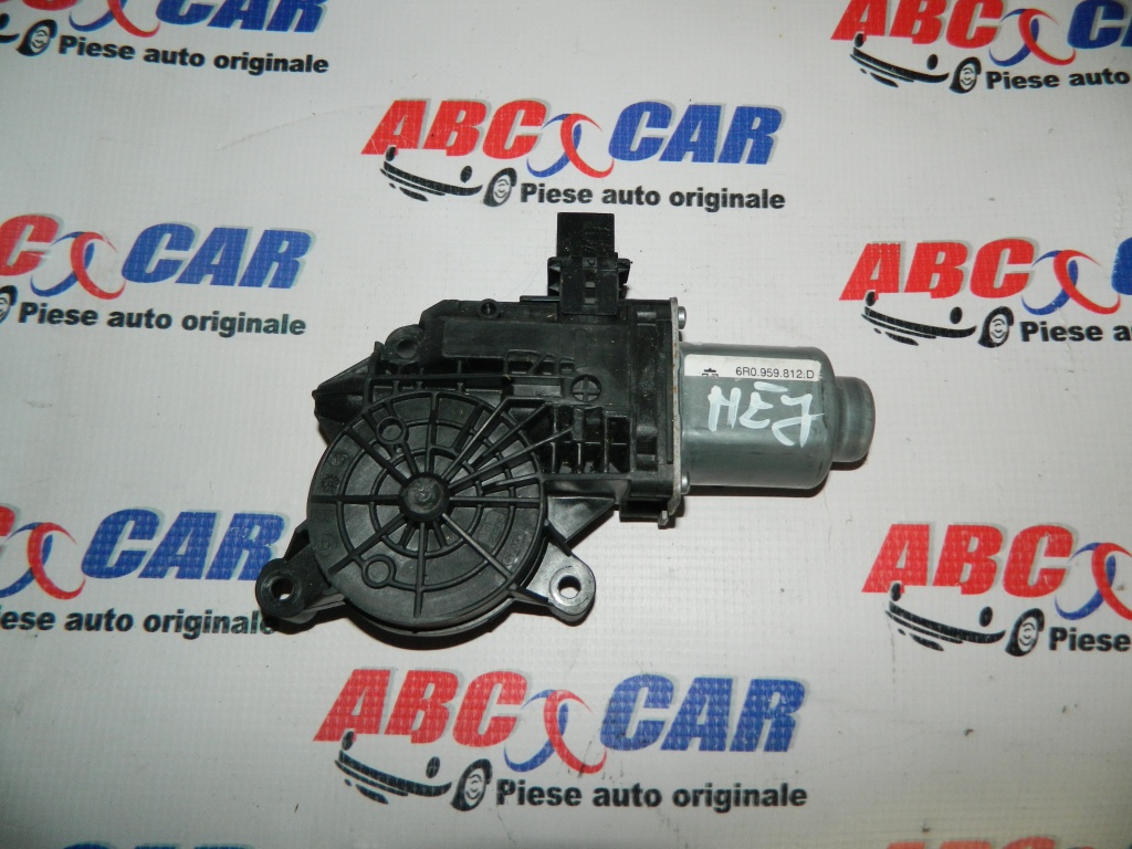 Motoras macara usa dreapta spate Skoda Fabia 2 cod: 6R0959812D