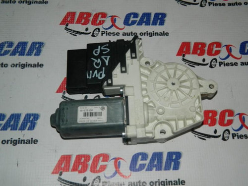 Motoras macara usa dreapta spate Volkswagen Passat B5 1996-2005 3C9959704