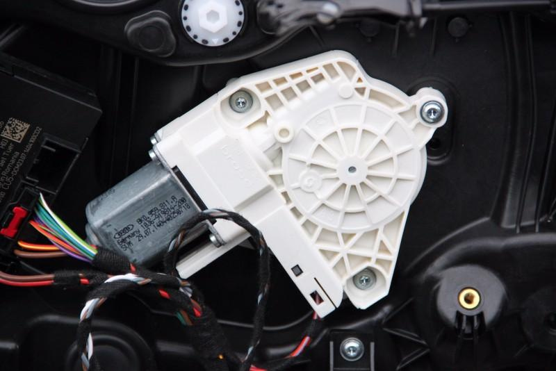 Motoras macara usa dreapta spate Volkswa