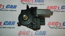 Motoras macara usa stanga fata Audi A4 B5 cod: 013...