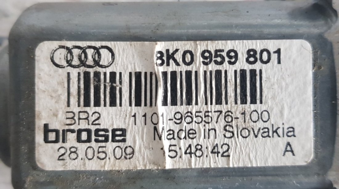 Motoras macara usa stanga fata Audi Q5 8k0959801