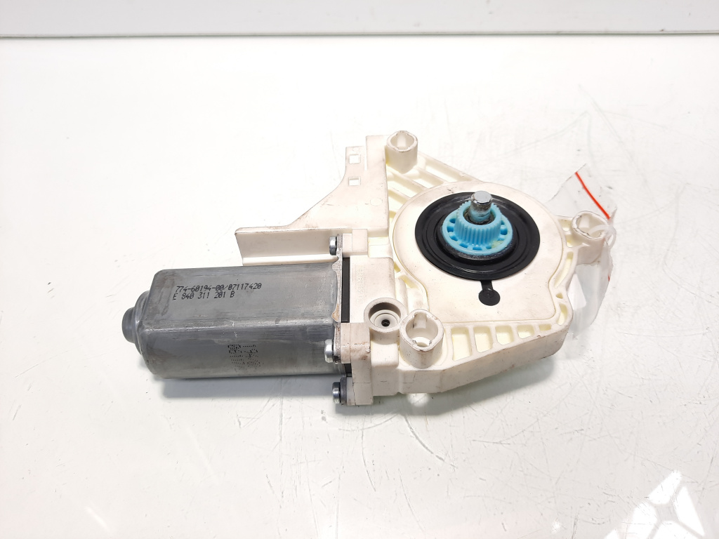 Motoras macara usa stanga fata, cod 1Q0959702E, VW Eos (1F7, 1F8) (id:559586)