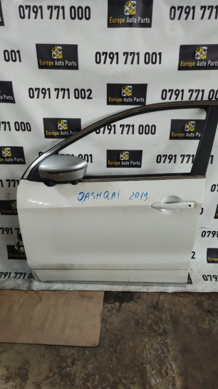 Motoras macara usa stanga fata Nissan Qashqai 1.3 benzina 103 Kw / 140 Cp transmisie automata an 201...
