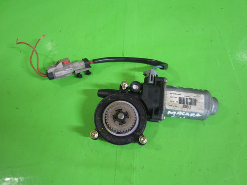 MOTORAS MACARA USA STANGA - SPATE JEEP CHEROKEE KJ LIBERTY 4x4 FAB. 2001 - 2008 ⭐⭐⭐⭐⭐