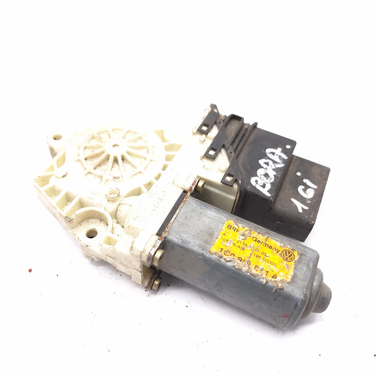 Motoras Macara VW BORA (1J) 1998 - 2005 1C0959801A, 9776105406301, F005S00059, 101389102, 7746002302, 16013632, 105467301, 119435, 053600, 0536006002, 15013637