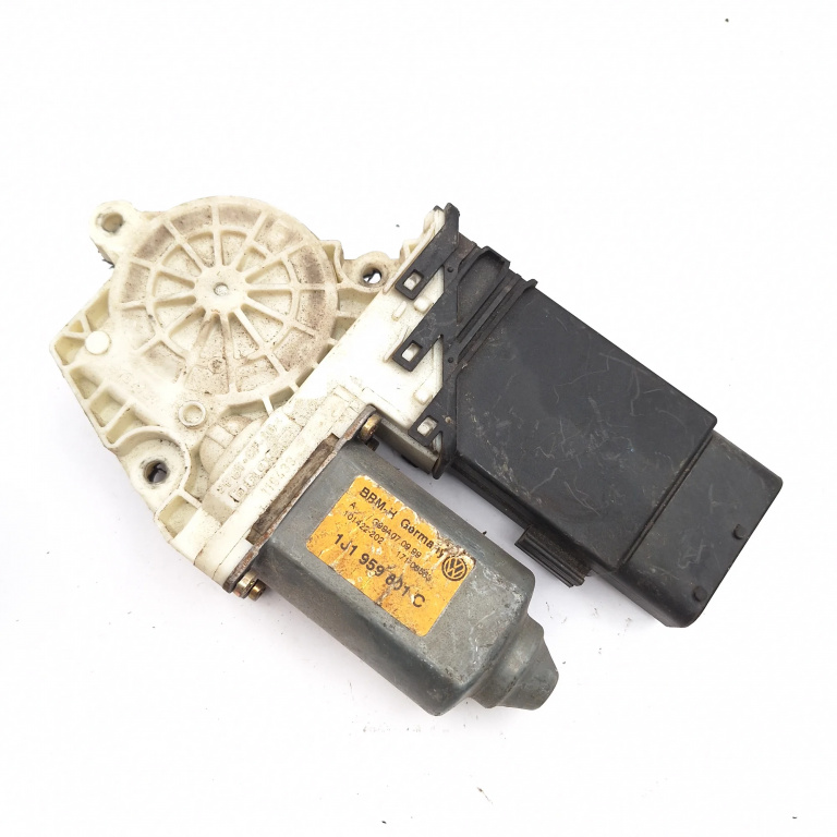 Motoras Macara VW BORA (1J) 1998 - 2005 9776101430203, F005S00047, 1J1959801C, 9776-101430-203, F005SO0047, 96628906, 101387101, 7746002102, 30089612, 119433