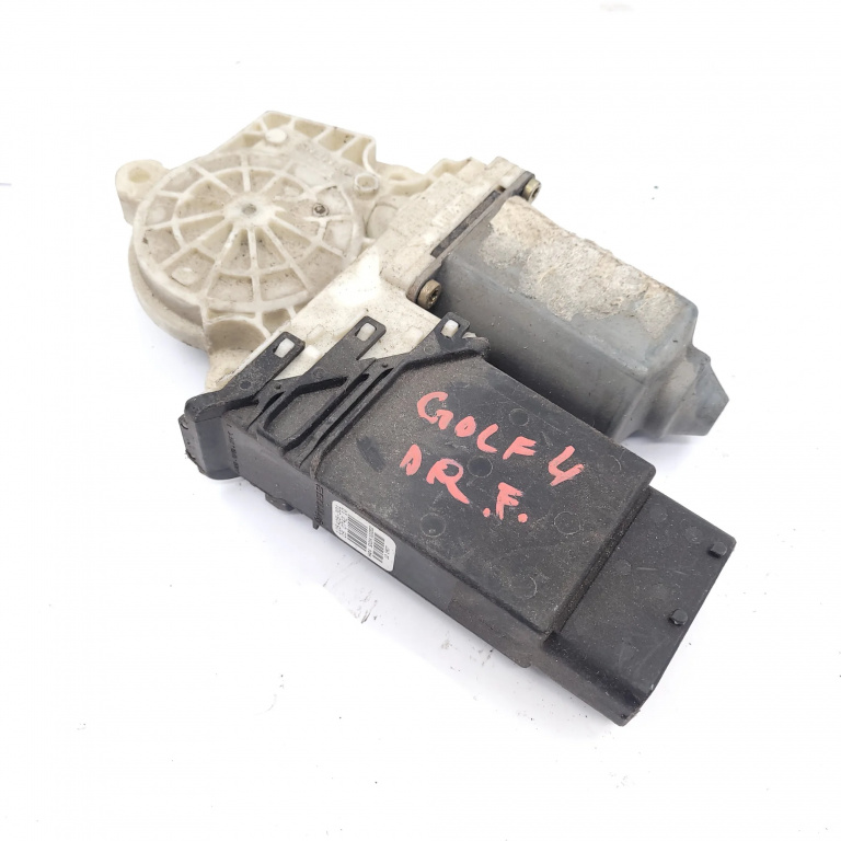 Motoras Macara Vw Golf 4 1997-2004 Fata Dreapta 105405301, 05074210, 105405-301, 110202, 121907, 101386102, 7746002101, 13022641 Brose