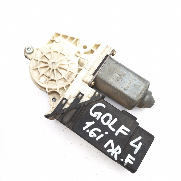 Motoras Macara Vw Golf 4 1997-2004 Fata Dreapta 105415301, 101386102, 05074240, 101386-102, 7746002101, 02292611 Brose