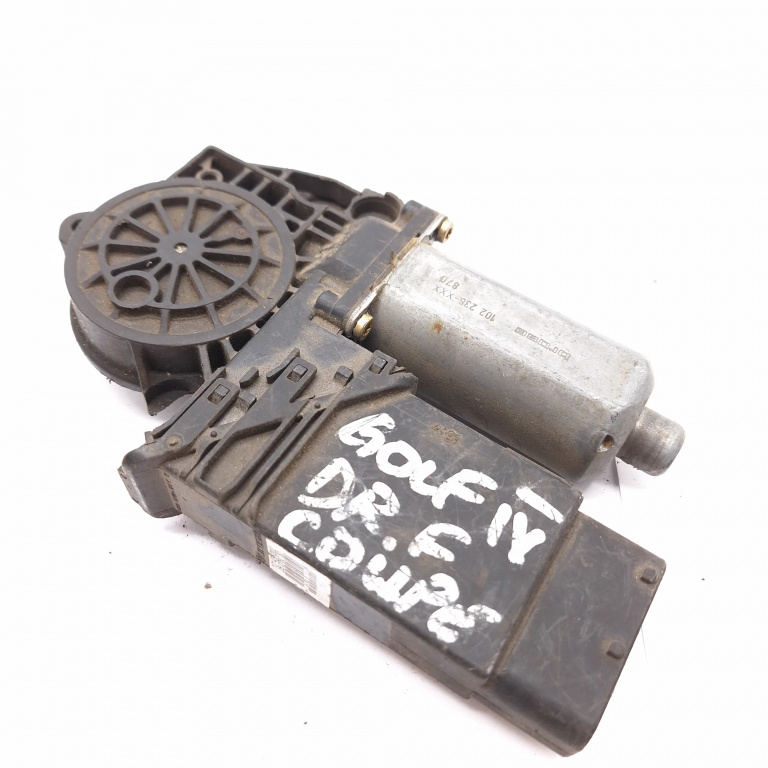 Motoras Macara Vw Golf 4 1997-2004 Fata Dreapta 0130821764, 101431202, 05076260, 10143-202, 04526111098, 102236Xxx Bosch