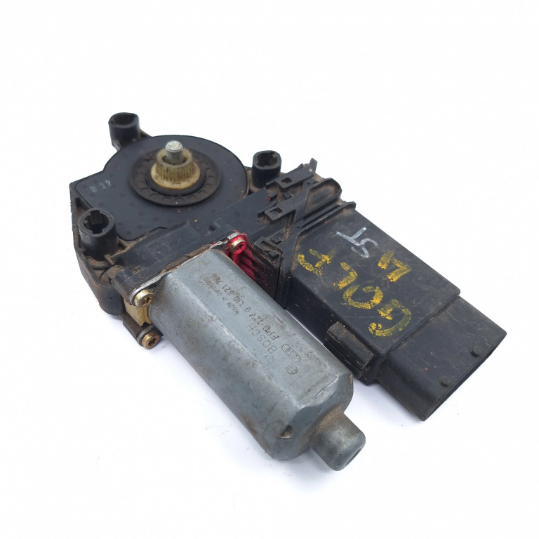 Motoras Macara Vw Golf 4 1997-2004 Fata Stanga 0130821764, 0 130 821 764 Bosch