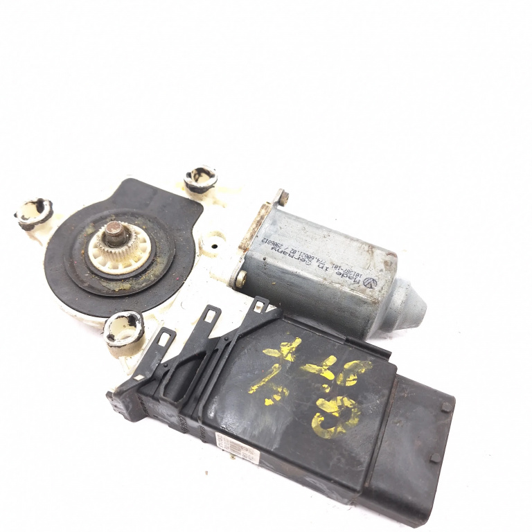 Motoras Macara Vw Golf 4 1997-2004 Fata Stanga 977610143022, F005S00027, 7746002102, 101387101, 2906812, 0536003502, 119433 Bosch