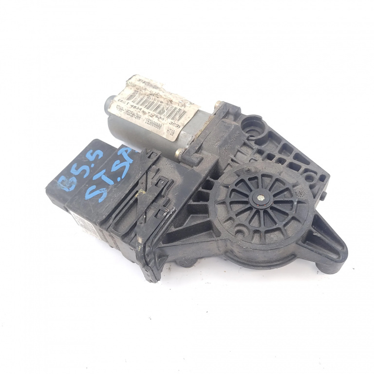 Motoras Macara Vw Golf 4 1997-2004 Spate Stanga 9776105406301, F005S00059, 18719906, 9776-105406-301, 9700105558300, 193000000 Bosch