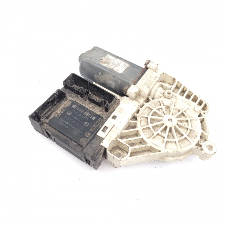 Motoras Macara Vw Golf 5 2003-2009 Fata Dreapta 1K0959792C, 1K0 959 792 C, F005S00152, 48820, 7746015004, 02094601 Robert Bosch
