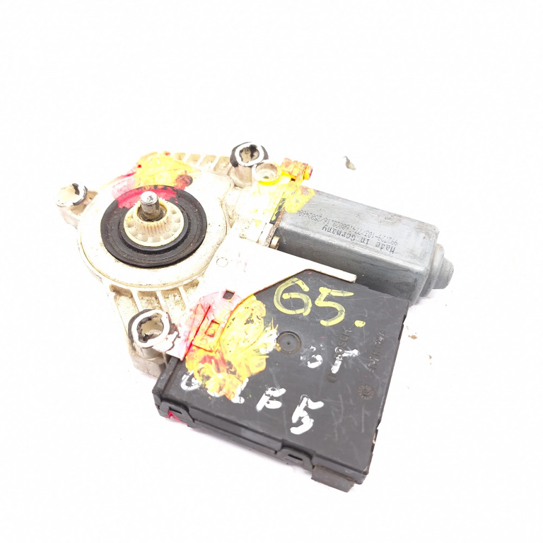 Motoras Macara Vw Golf 5 2003-2009 Fata Dreapta F005S00152, 1K0959792C, 0536009302, 992729103, 7746002816, 25004604, 940500 Bosch