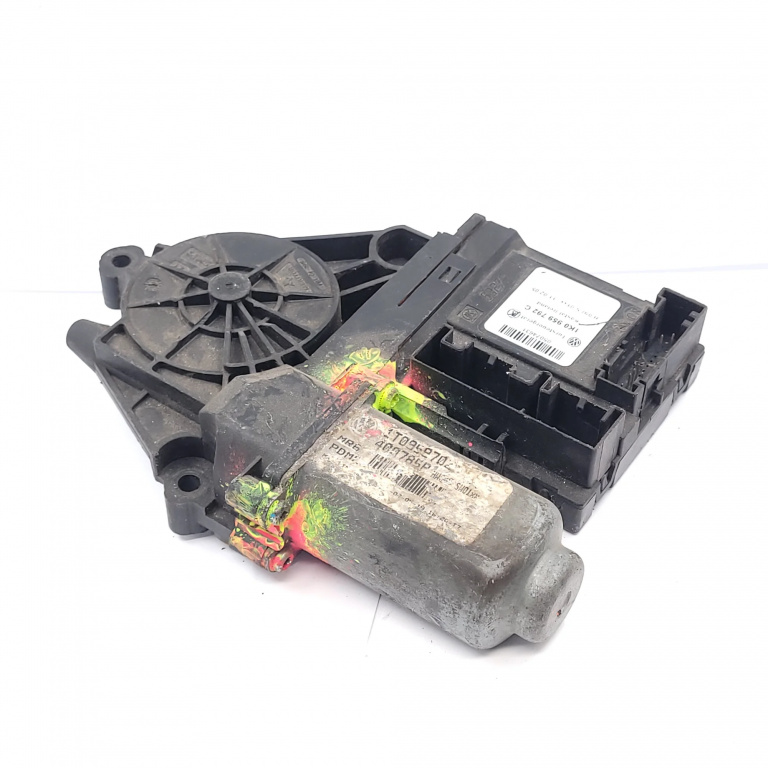 Motoras Macara Vw Golf 5 2003-2009 Fata Stanga 1K0959792C, 1K0-959-792-C, 1T0959702, 05074631, 632731, 400785P Kostal