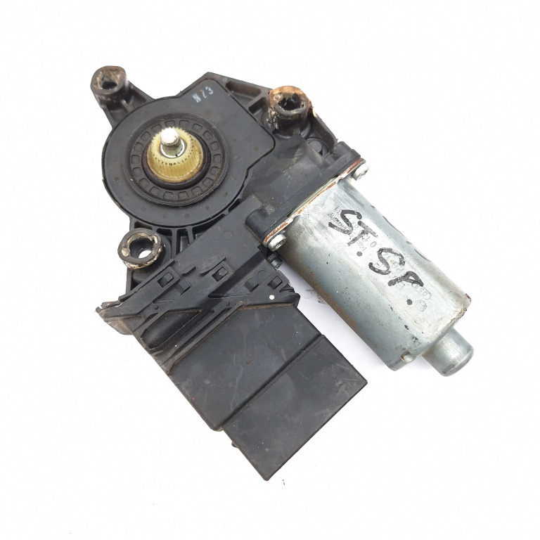 Motoras Macara Vw Golf 5 2003-2009 Spate Stanga 0130821431, 1K0959795E, 05075750, 160107, 211253 Bosch, Brose