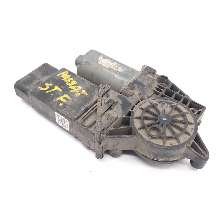Motoras Macara Vw Passat B5, B5.5 1996-2005 Fata Stanga 105414301, 05074250, Hw12S0202040304, 131439 Brose
