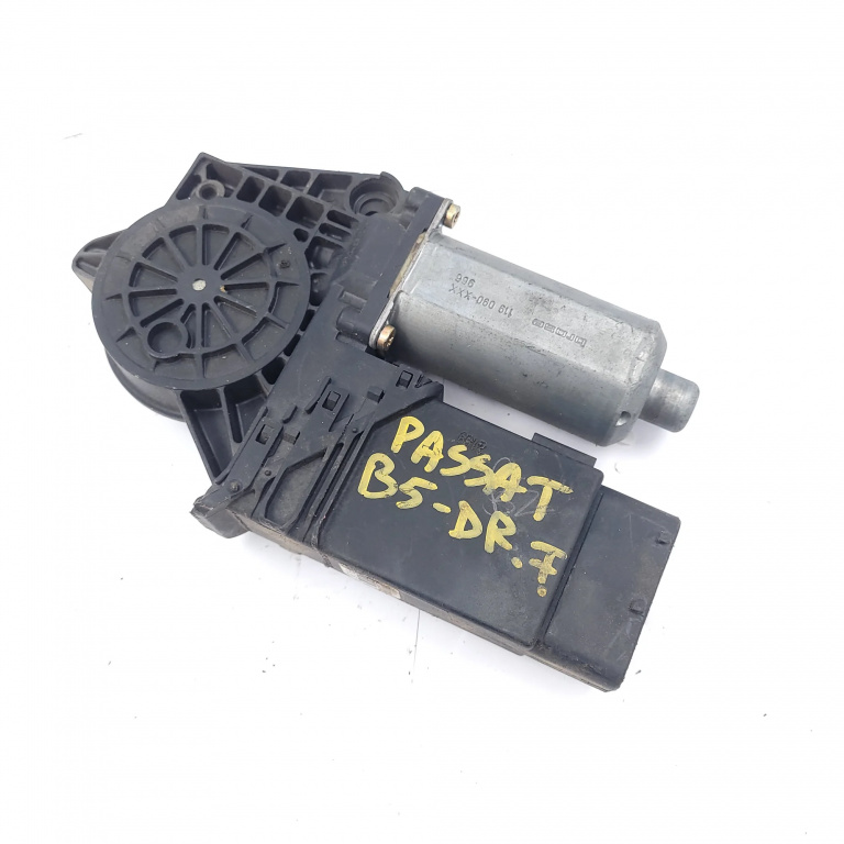 Motoras Macara Vw Passat B5, B5.5 1996-2005 Fata Dreapta 101431203, 05076270, 0130821694, 231909, 119090Xxx Brose