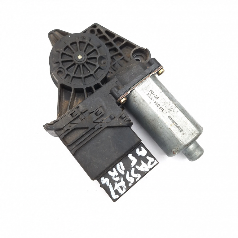Motoras Macara Vw Passat B5, B5.5 1996-2005 Spate Dreapta 0130821696, 105407301, 05074285, 090902, 251457, 119094Xxx Brose