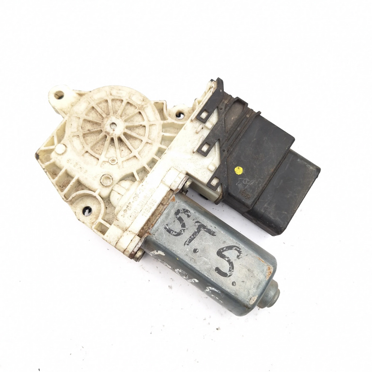 Motoras Macara Vw Passat B5, B5.5 1996-2005 Spate Stanga 101439202, 05076610, 101439-202, 300498, 119435, 0536006002 Brose
