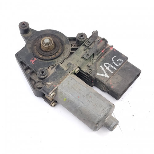 Motoras Macara Vw Passat B5, B5.5 1996-2005 Spate Dreapta 119100100, 60042100, 05072600, 119100-100,...