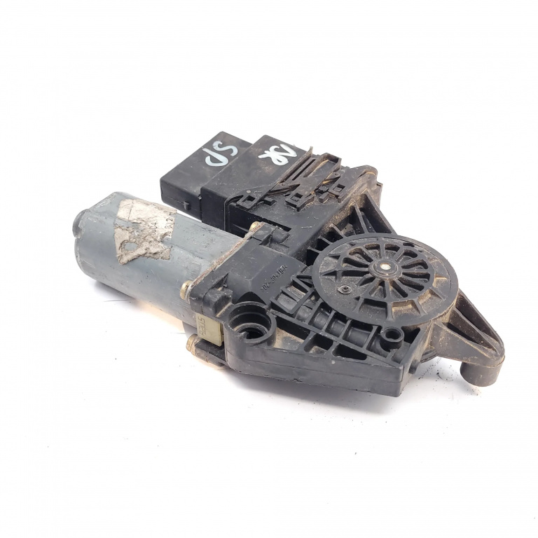 Motoras Macara Vw Passat B5, B5.5 1996-2005 Spate Dreapta 105407301, 05074285, S0202110204, 261300 Brose, Lk