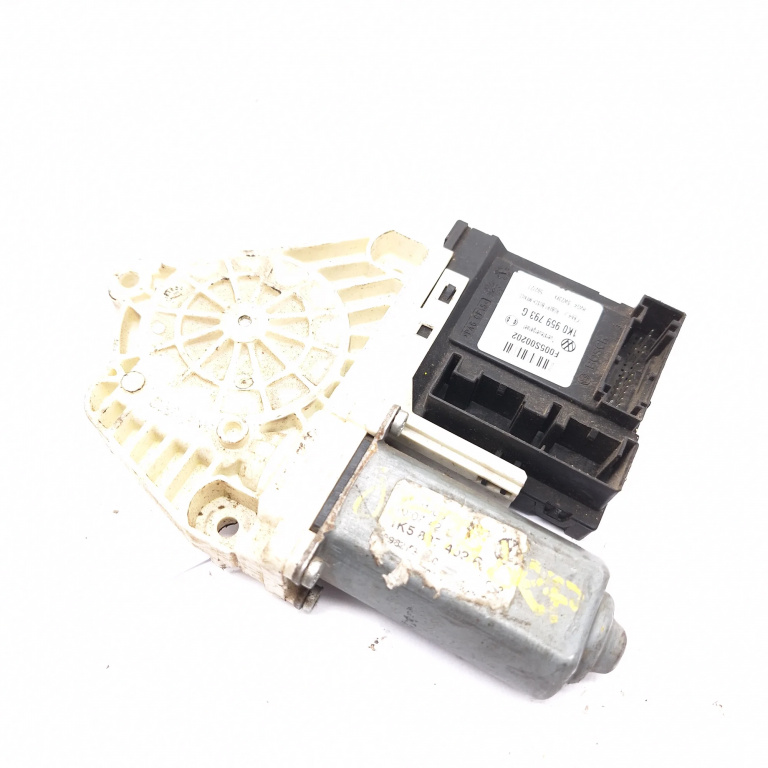 Motoras Macara Vw Passat B6 2005-2010 Fata Stanga 1K0959793G, F005S00202, 0536009302, 940500, 992729105 Bosch