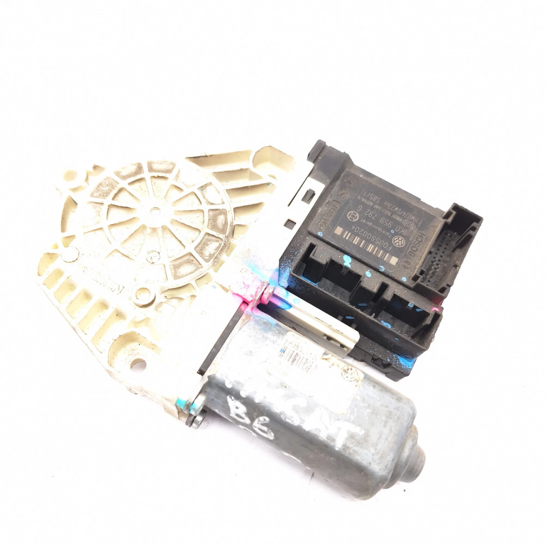 Motoras Macara Vw Passat B6 2005-2010 Fata Dreapta 1K0959792G, F005S00204, 980852106, 1K0959702, 981236102, 940500, 0536009302, 992729105, 7746015005, 14055420 Bosch