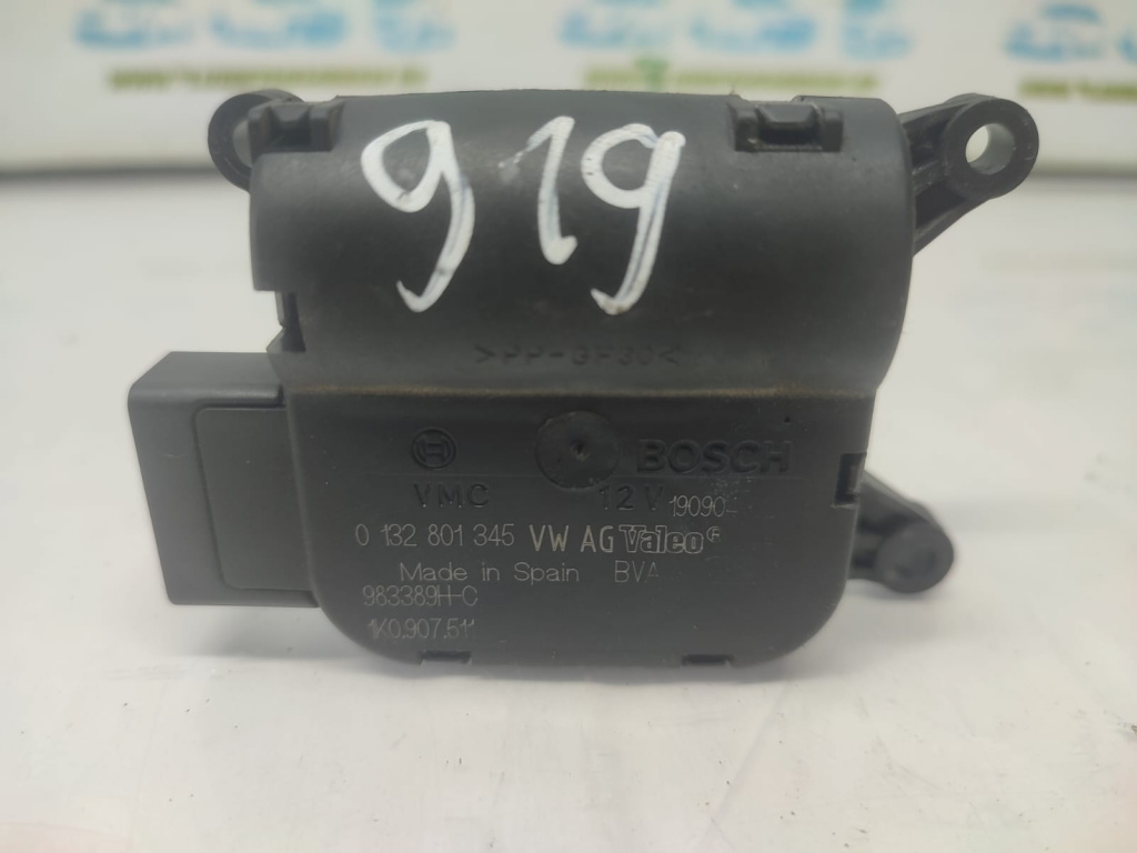 Motoras mixaj aer 0132801345 Volkswagen VW Golf 5 [2003 - 2009] 1.9 tdi BKC