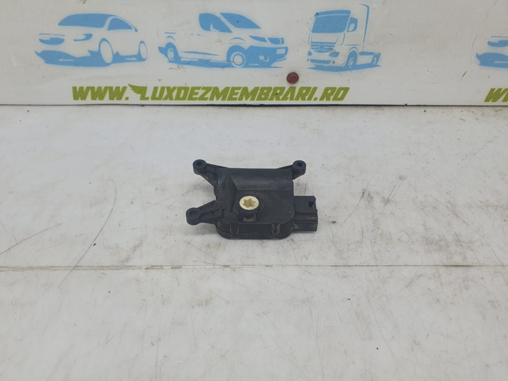 Motoras mixaj aer 0132801363 Volkswagen VW Passat B6 [2005 - 2010]