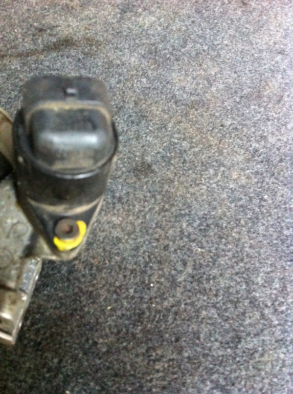 Motoras pas cu pas Opel Vectra B [1995 - 1999] Sedan 4-usi 1.6 MT (101 hp) (36_) 1.6 16V