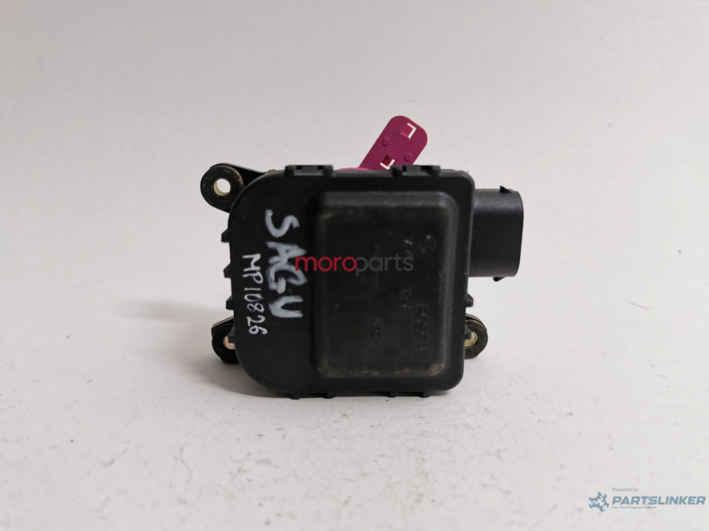 Motoras reglaj aeroterma Skoda Octavia (1U) Berlina 1999 1.8 Turbo SKODA OCTAVIA [ 1959 - 1971 ] 0132801213 OEM 1J1907511C