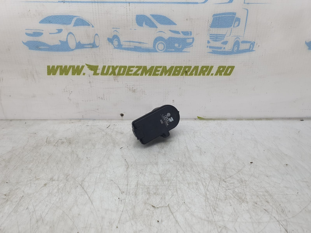Motoras reglaj far 1j0941295b Volkswagen VW Polo 4 9N [2001 - 2005] 1.2 benzina AZQ